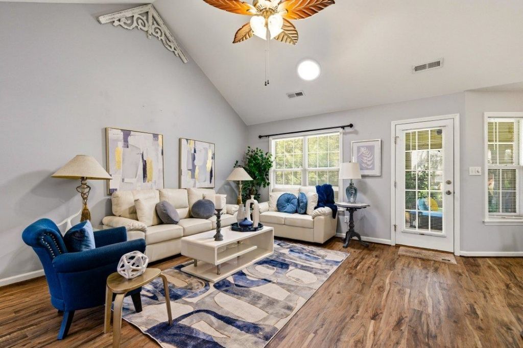 1005 Sand Dollar Ct. Photo 7