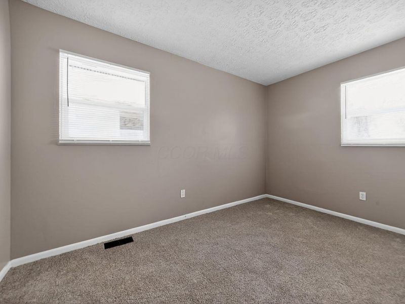 2823 Fern Avenue, Columbus, OH 43211 Photo 11