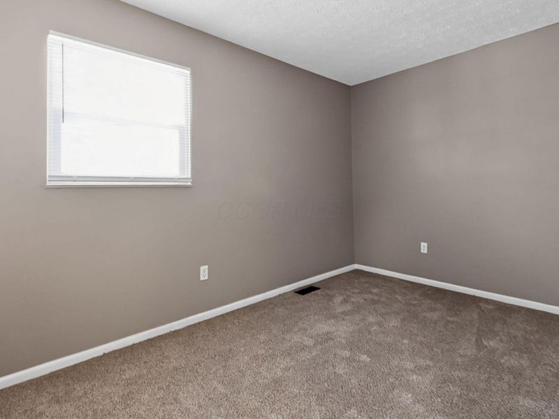 2823 Fern Avenue, Columbus, OH 43211 Photo 13