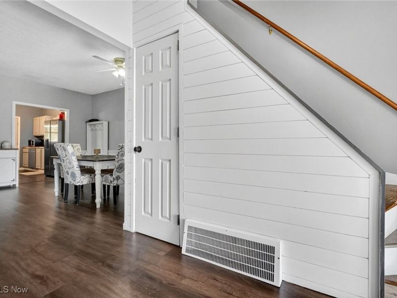 304 Elm Street, Amherst, OH 44001 Photo 10