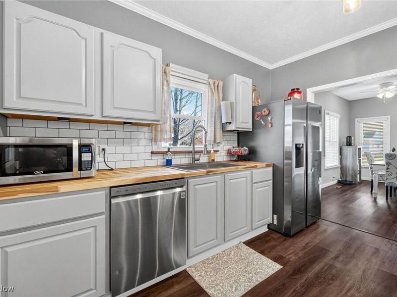 304 Elm Street, Amherst, OH 44001 Photo 15