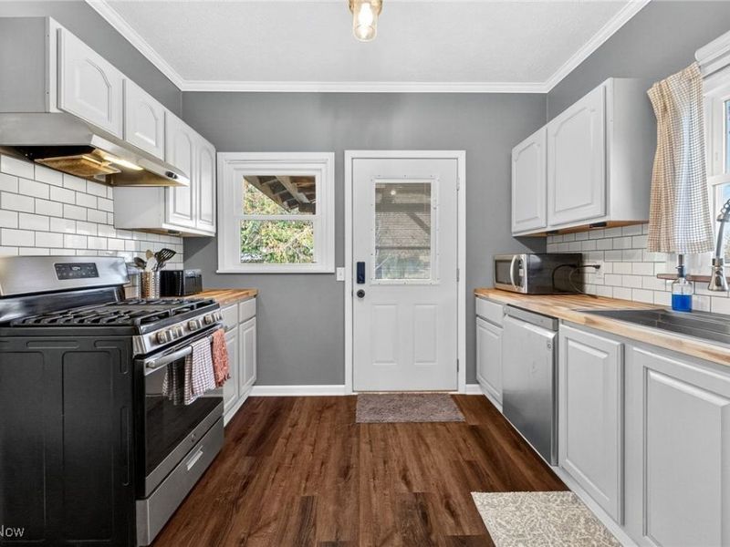 304 Elm Street, Amherst, OH 44001 Photo 18