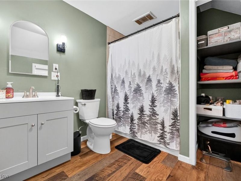 304 Elm Street, Amherst, OH 44001 Photo 32