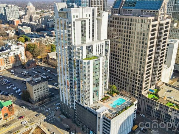 333 W Trade Street, Unit 2005, Charlotte, NC 28202