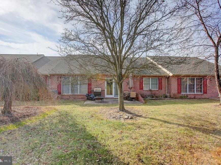 2355 Majestic Court, Chambersburg, PA 17202 Main Photo