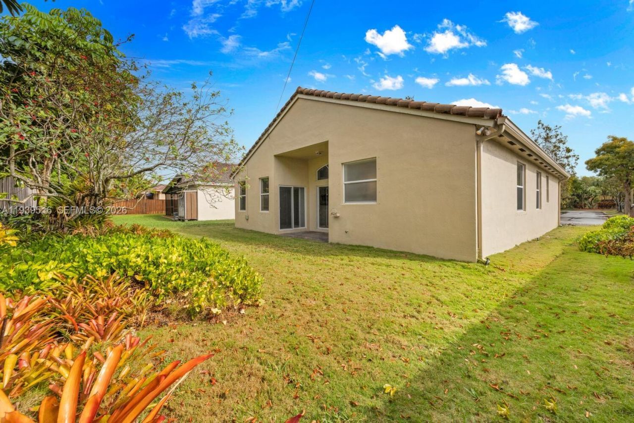 18322 SW 94th Ct, Palmetto Bay, FL 33157 Photo