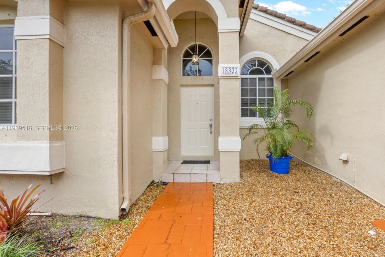 18322 SW 94th Ct, Palmetto Bay, FL 33157 Photo