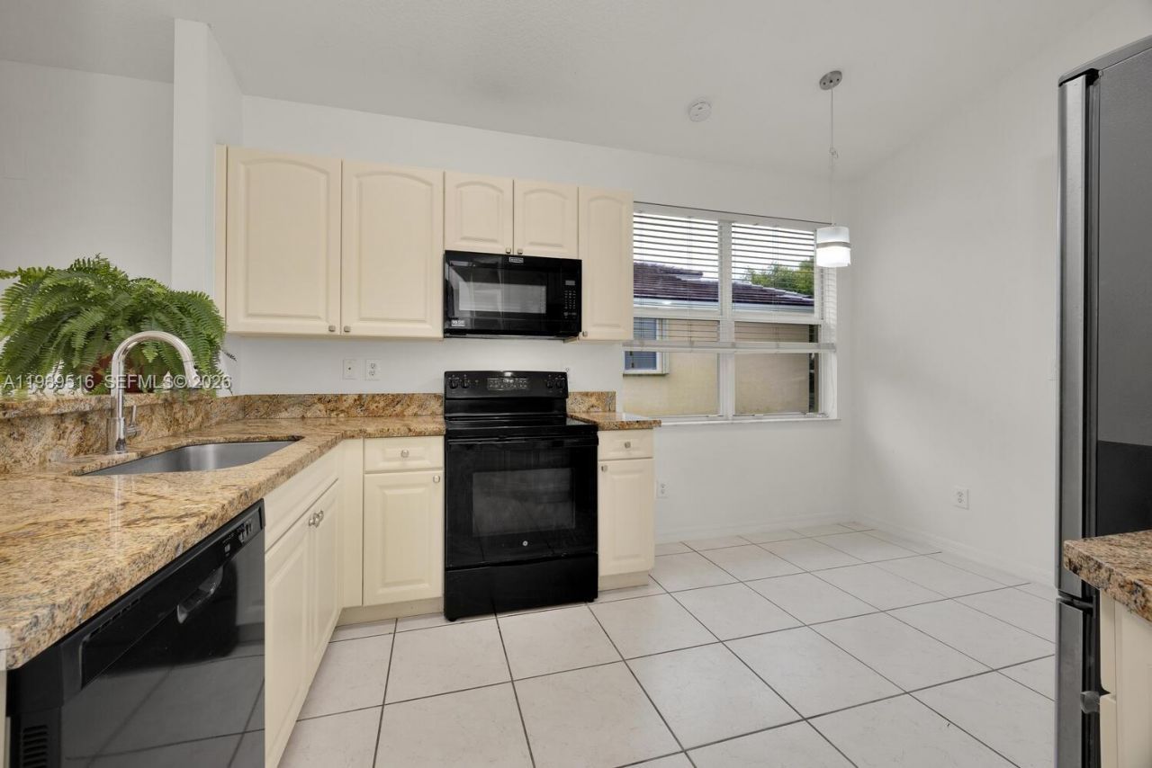 18322 SW 94th Ct, Palmetto Bay, FL 33157 Photo