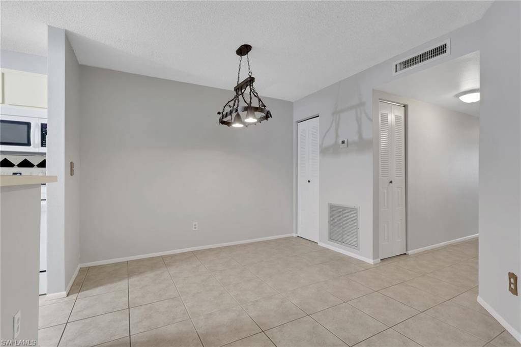 8151 S Woods Cir, Unit 12, Fort Myers, FL 33919 Photo