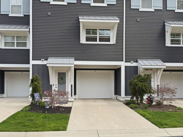 160 Keewatin Way, Unit D/9, Douglas, MI 49406