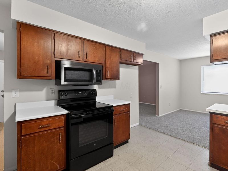 204 Barcelona Avenue, Westerville, OH 43081 Photo 16