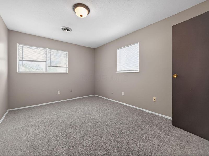 204 Barcelona Avenue, Westerville, OH 43081 Photo 8