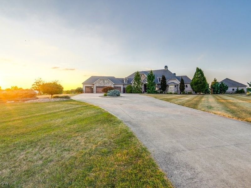 1771 Midway Street NW, Uniontown, OH 44685 Photo 2