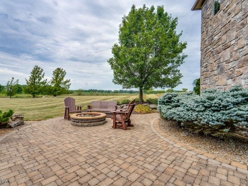 1771 Midway Street NW, Uniontown, OH 44685 Photo 37