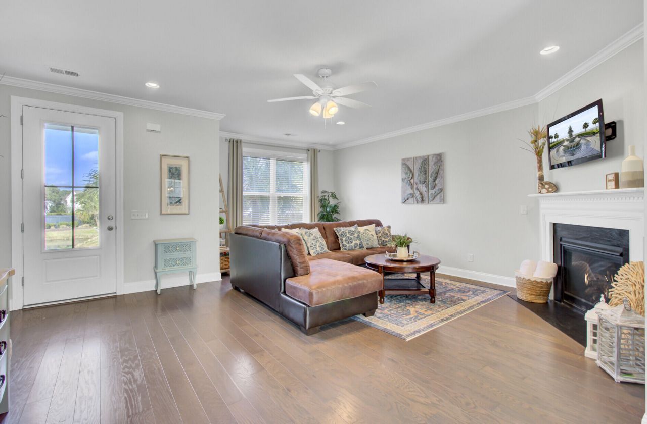 1543 Prince Edward Street Photo 12