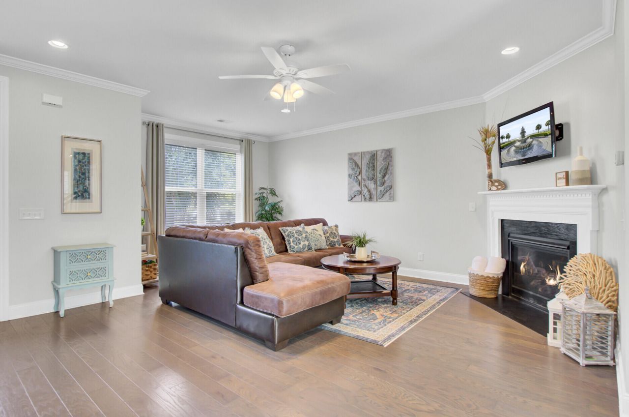 1543 Prince Edward Street Photo 13