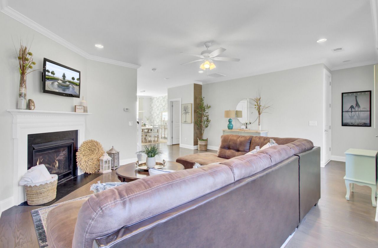 1543 Prince Edward Street Photo 14