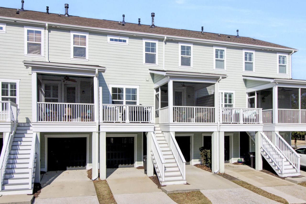 1543 Prince Edward Street Photo 49