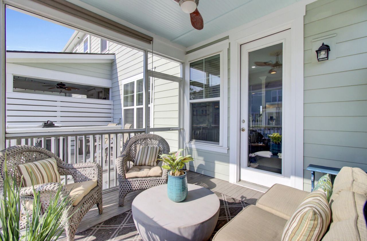 1543 Prince Edward Street Photo 51