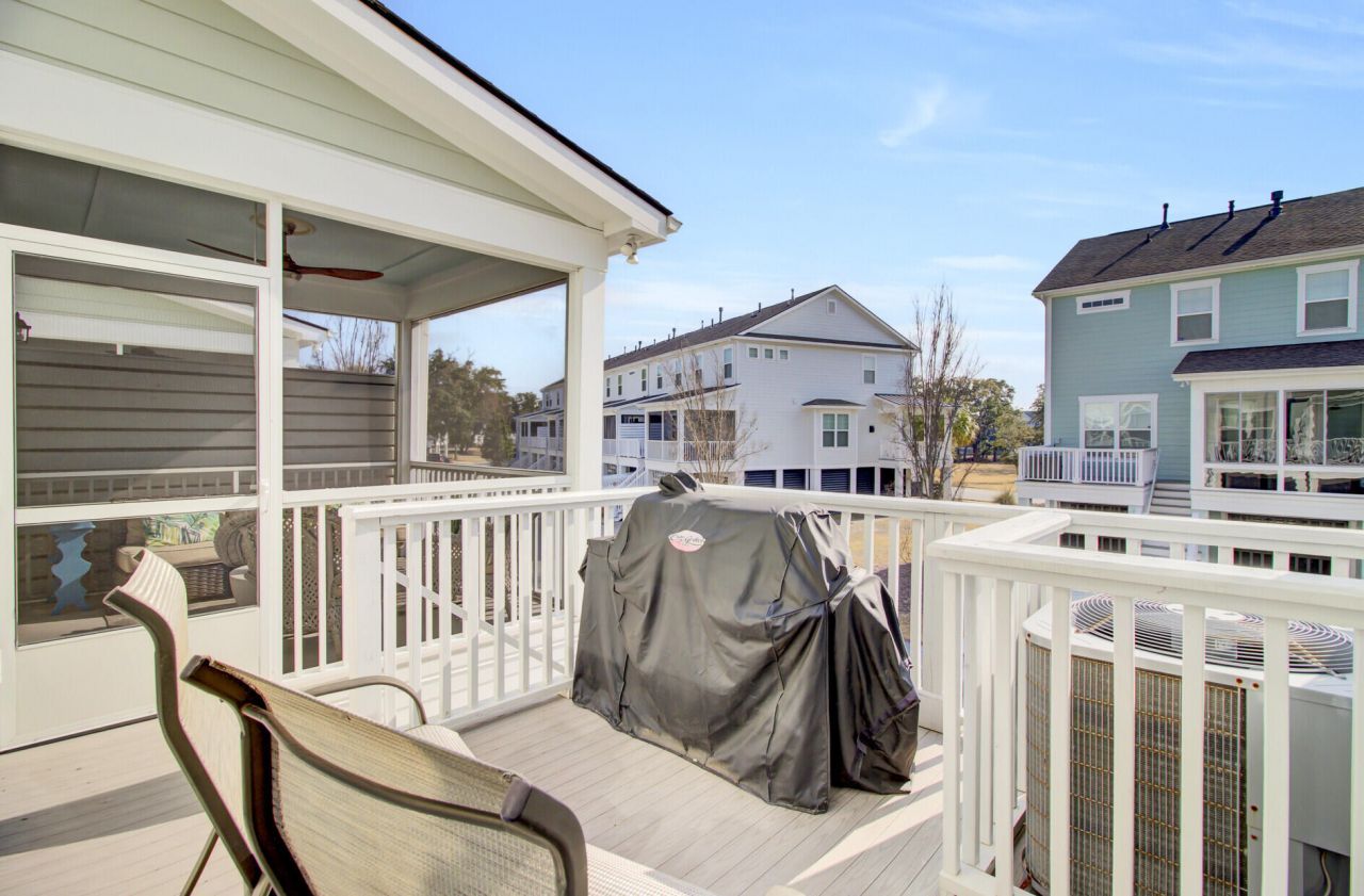 1543 Prince Edward Street Photo 53