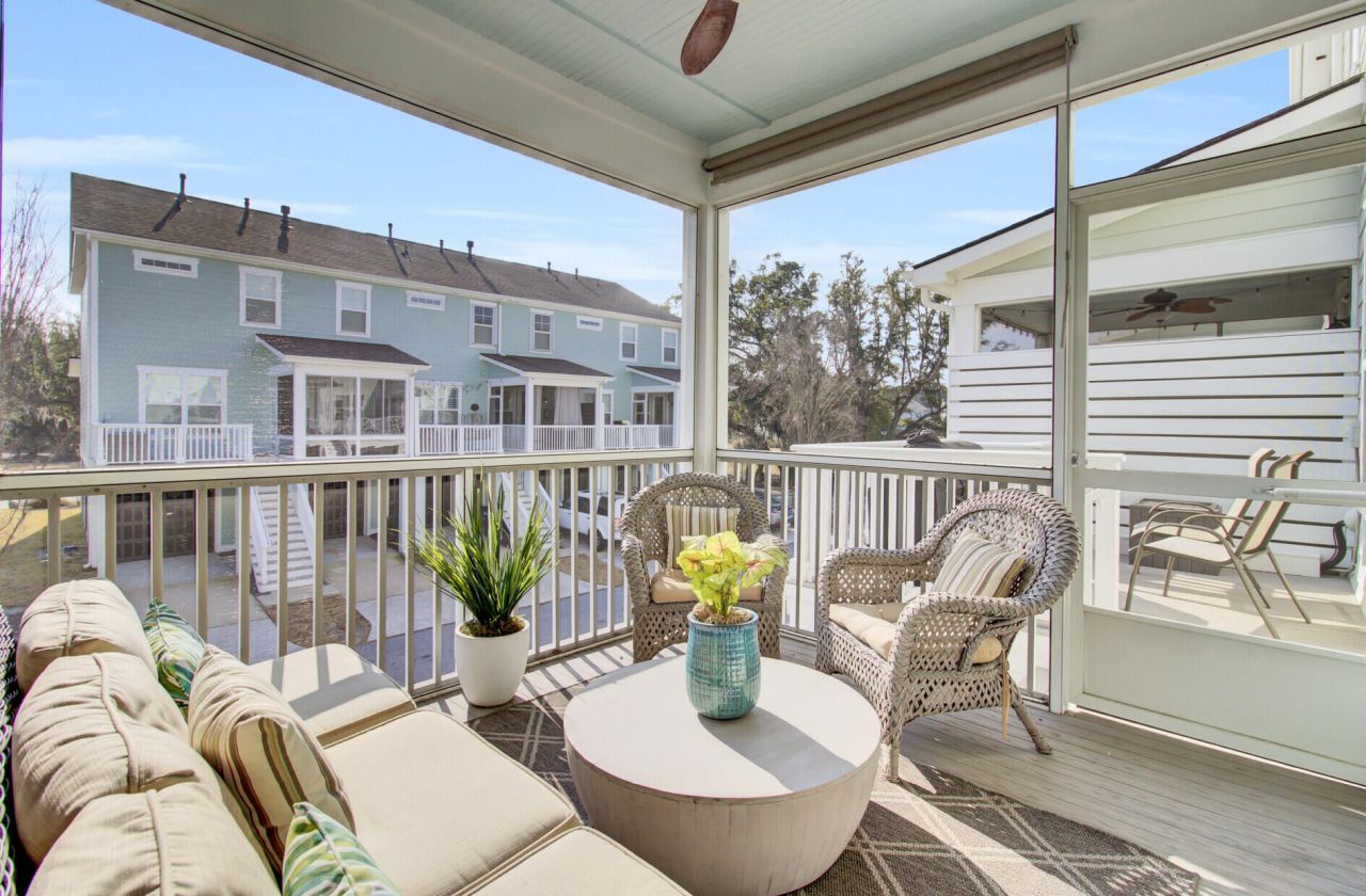 1543 Prince Edward Street Photo 54