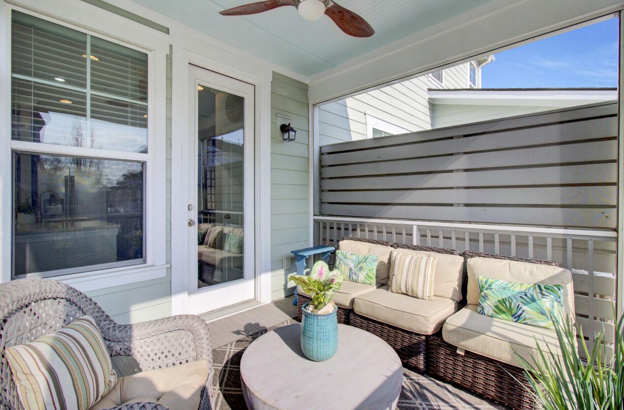 1543 Prince Edward Street Photo 55