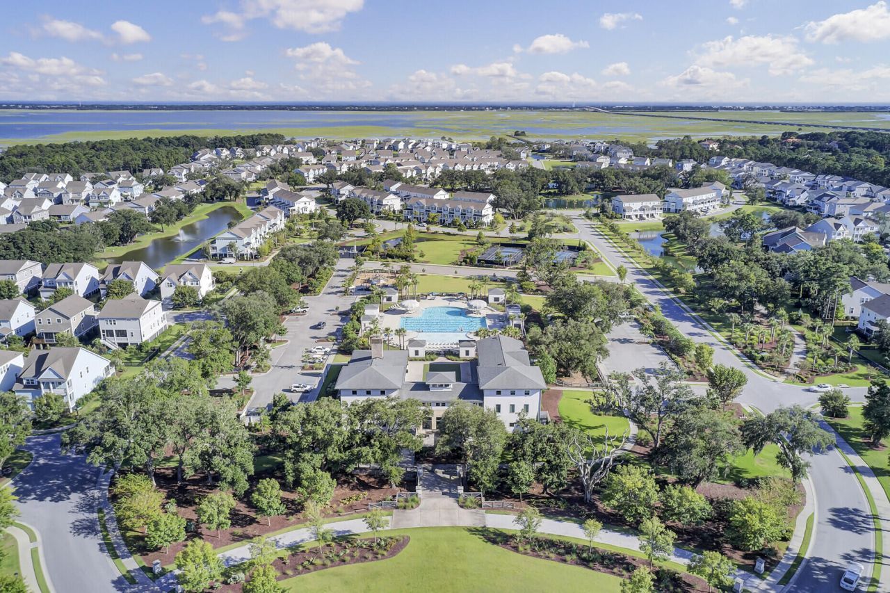 1543 Prince Edward Street Photo 60