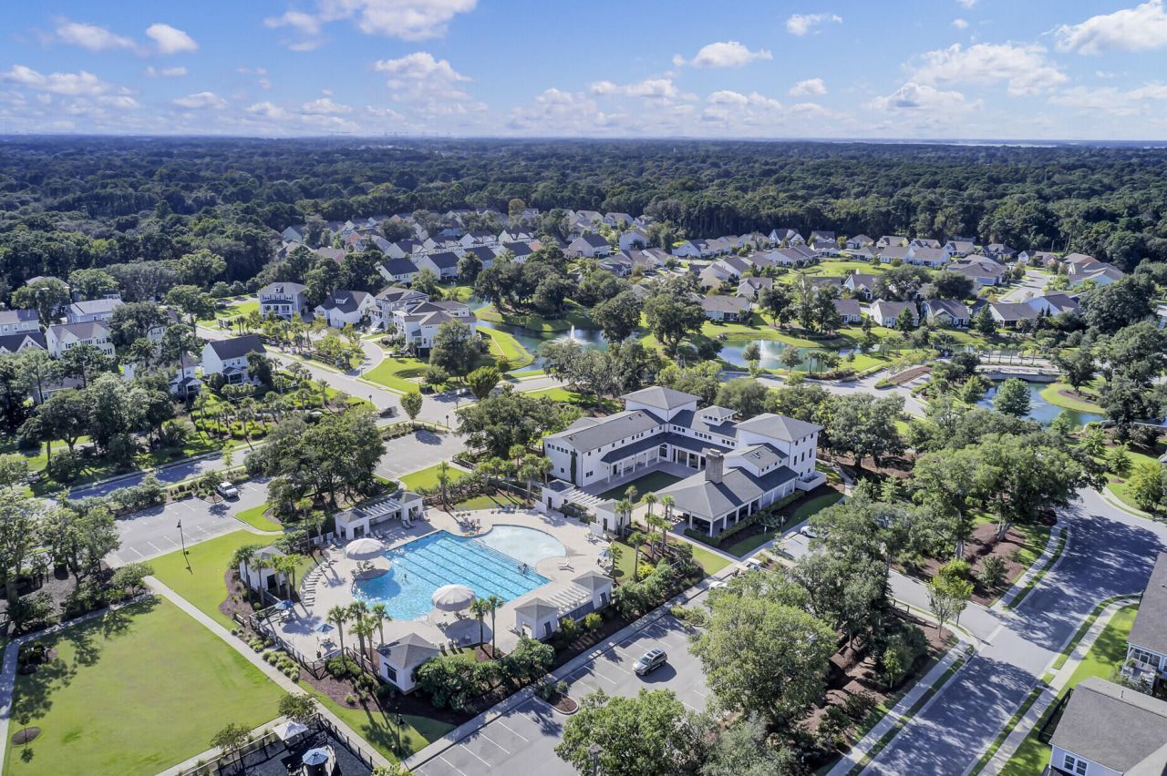 1543 Prince Edward Street Photo 62