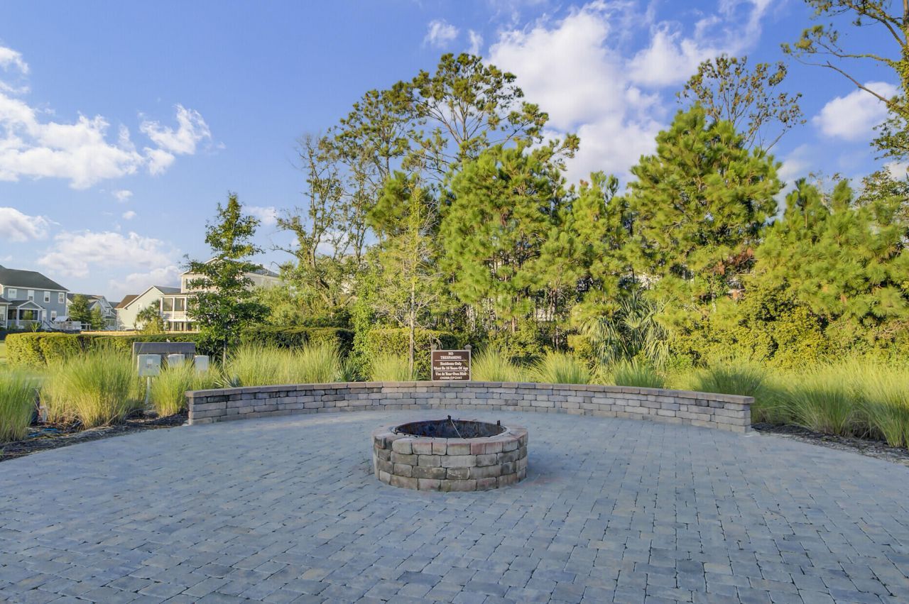 1543 Prince Edward Street Photo 85