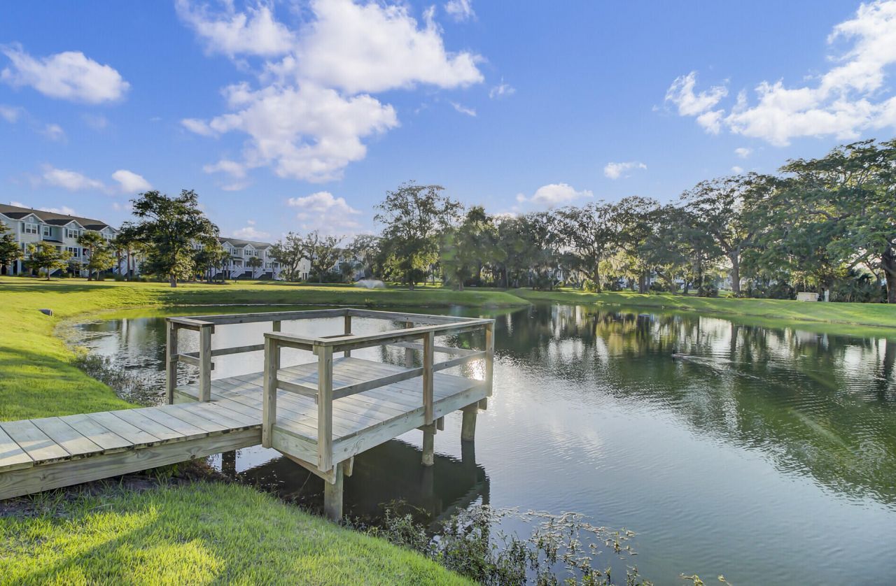 1543 Prince Edward Street Photo 96