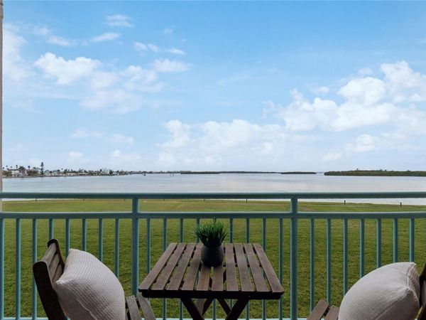 1 KEY CAPRI, Unit 101E, TREASURE ISLAND, FL 33706