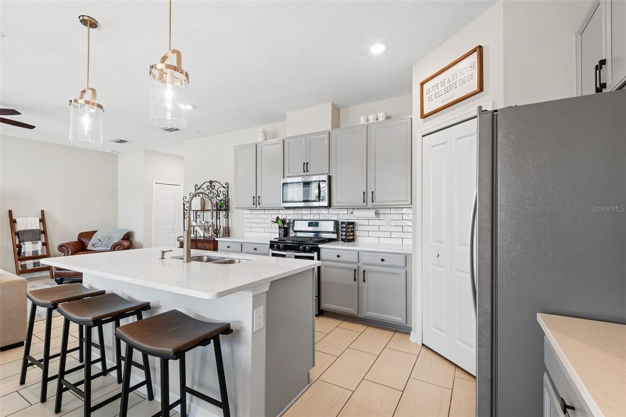 9906 Colorado Place, Palmetto, FL 34221 Photo