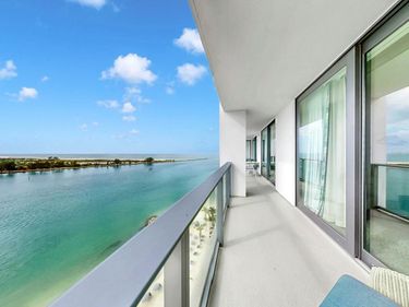 691 S GULFVIEW BOULEVARD, Unit 1410, CLEARWATER BEACH, FL 33767