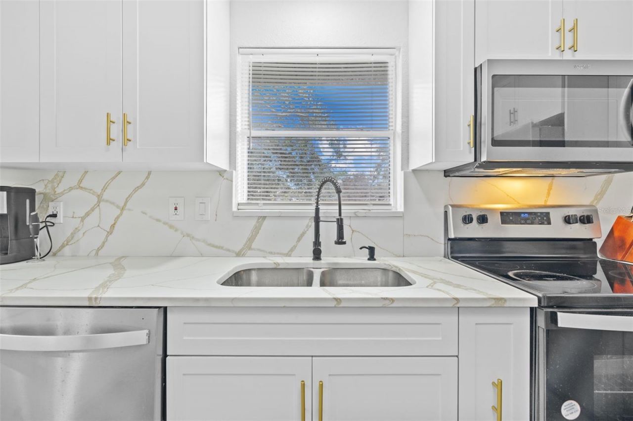 843 Queensboro Avenue S, Saint Petersburg, FL 33701 Photo