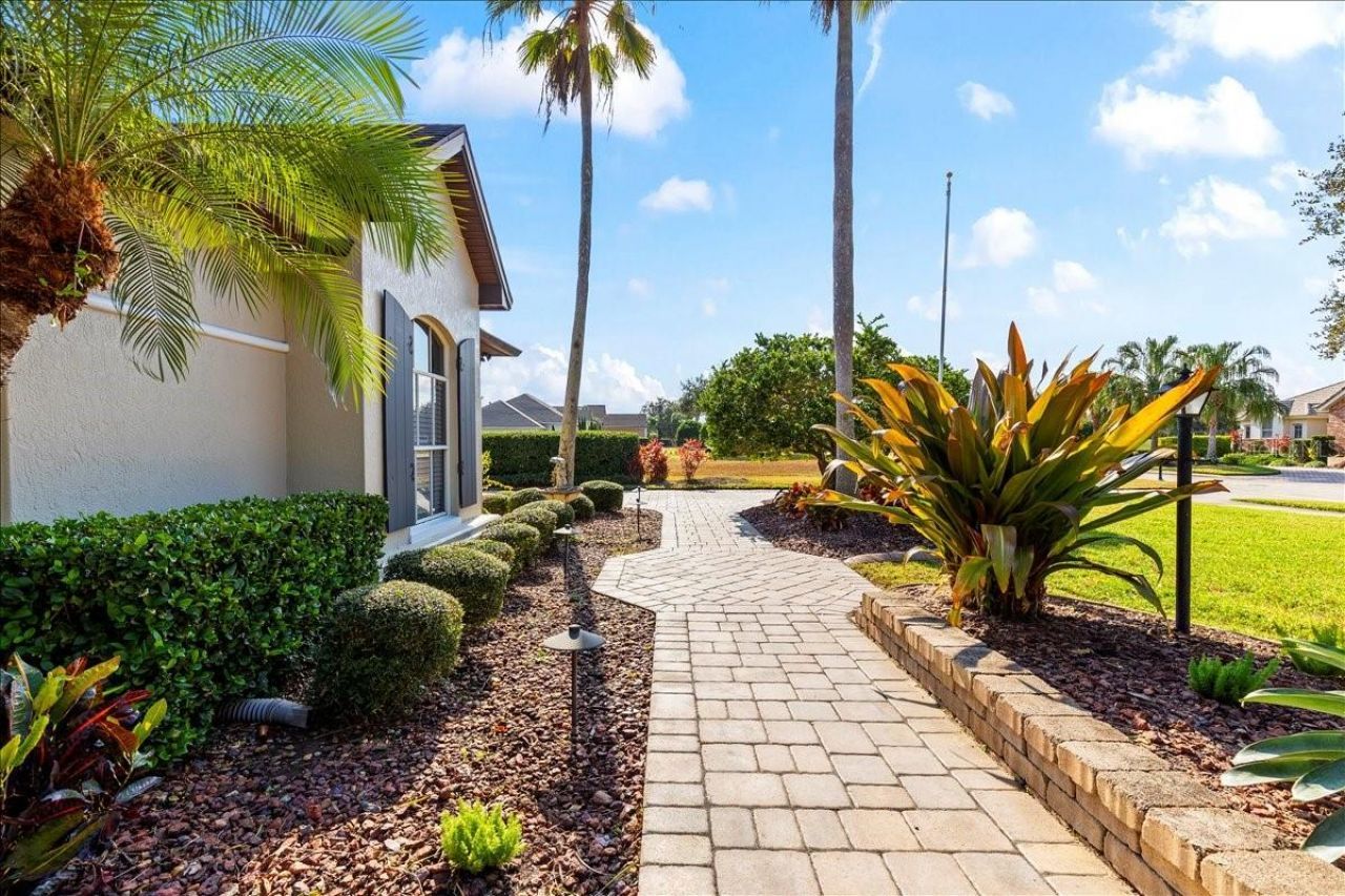 37 Lionspaw Grand, Daytona Beach, FL 32124 Photo