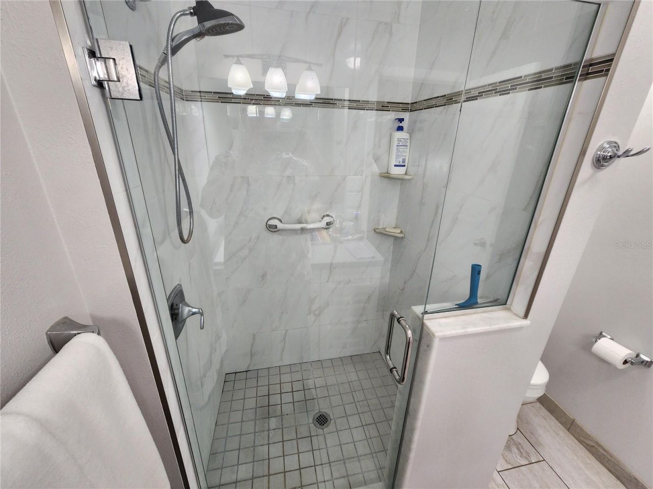 808 53rd Avenue E, Unit 18, Bradenton, FL 34203 Photo