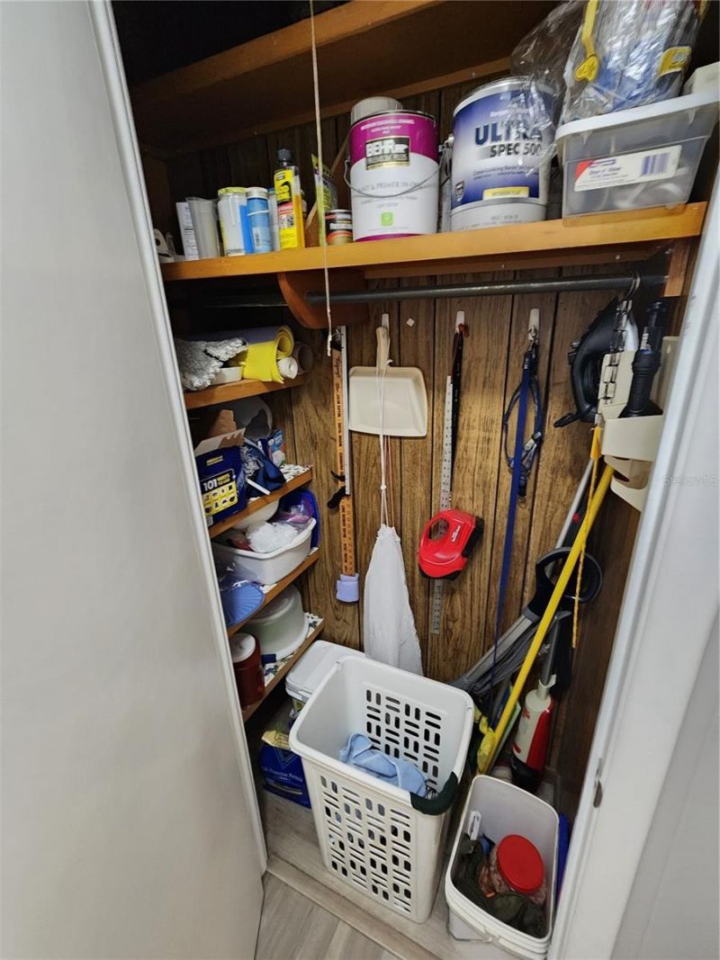 808 53rd Avenue E, Unit 18, Bradenton, FL 34203 Photo