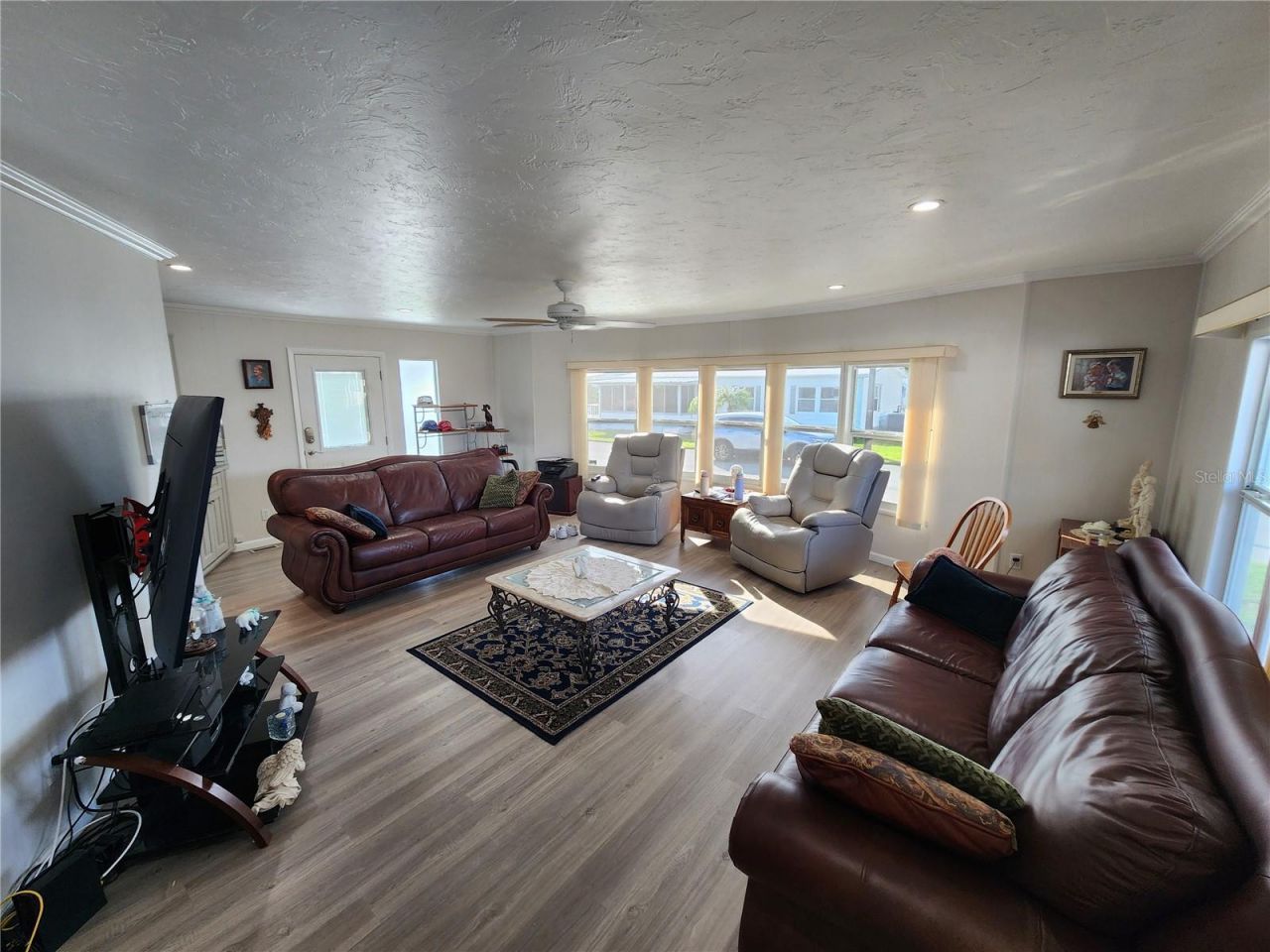 808 53rd Avenue E, Unit 18, Bradenton, FL 34203 Photo