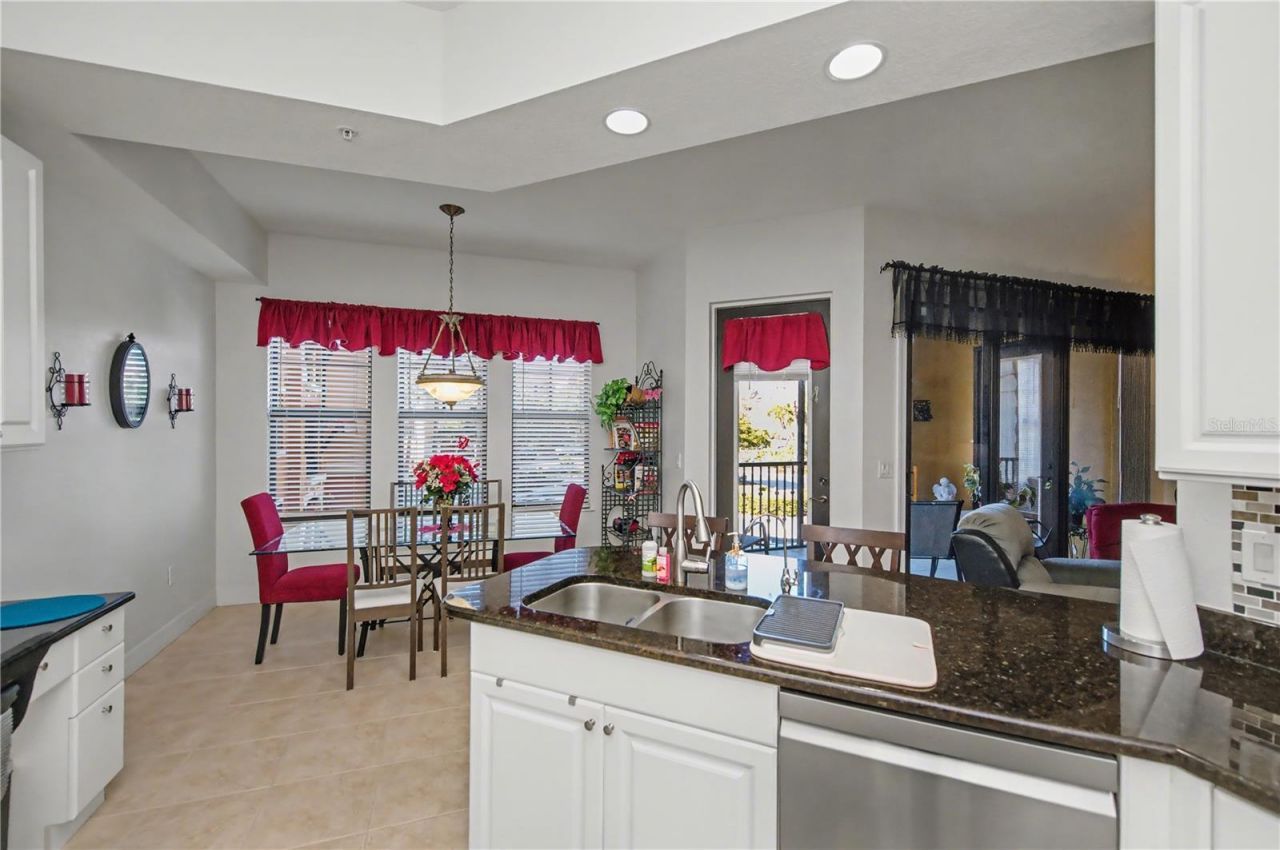 96 Vivante Boulevard, Unit 24, Punta Gorda, FL 33950 Photo