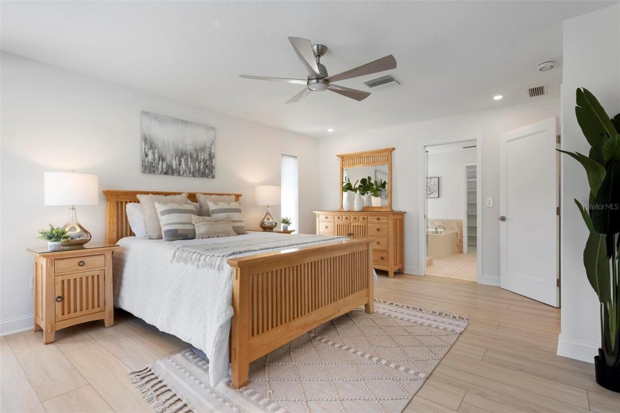 393 Flamingo Drive, Venice, FL 34285 Photo