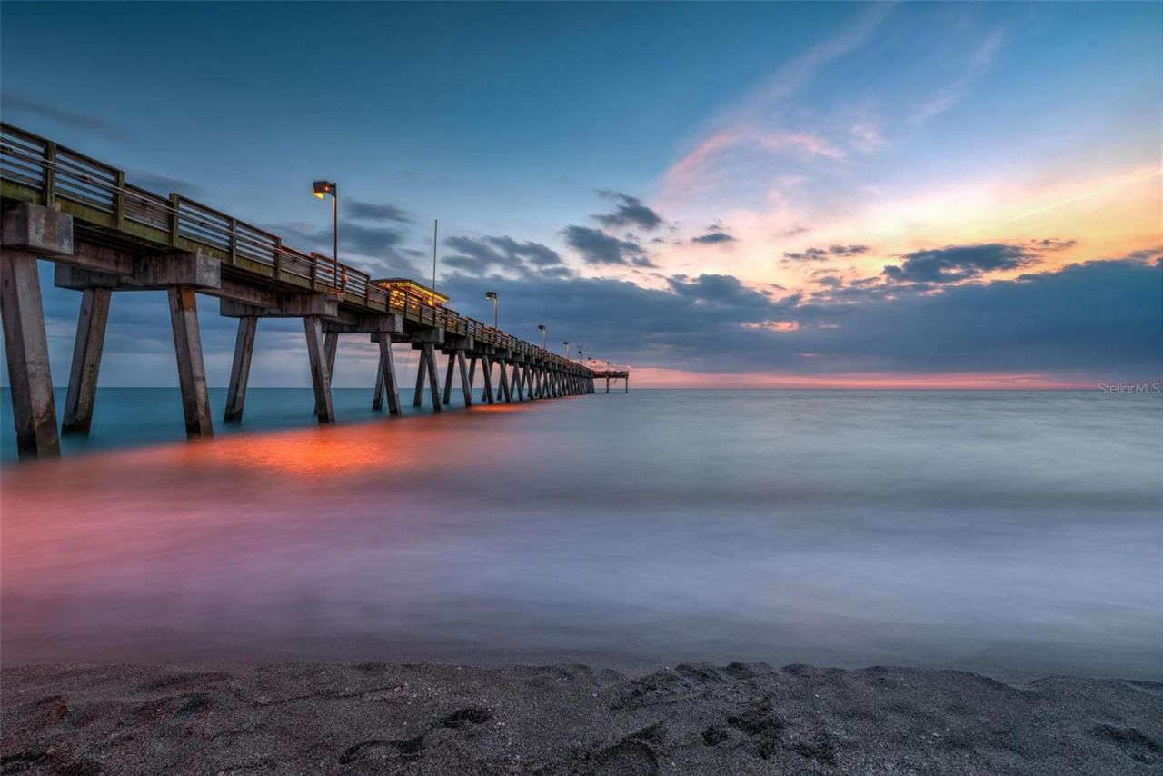 393 Flamingo Drive, Venice, FL 34285 Photo