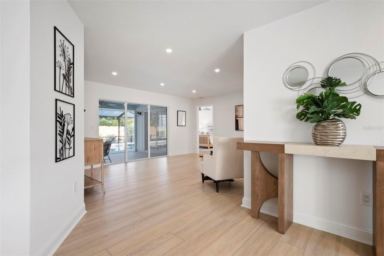 393 Flamingo Drive, Venice, FL 34285 Photo