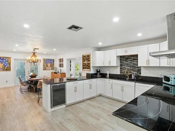 3571 Santiago WAY, NAPLES, FL 34105