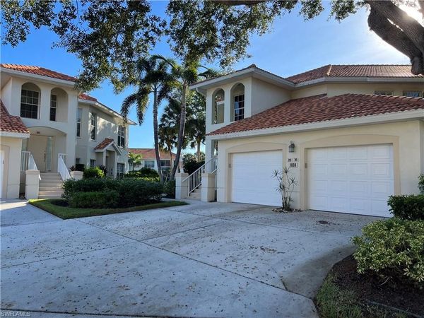 1033 Egrets Walk CIR, Unit 6-101, NAPLES, FL 34108