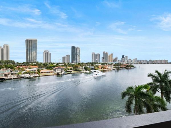 19195 NE 36th Ct, Unit 710, Aventura, FL 33180