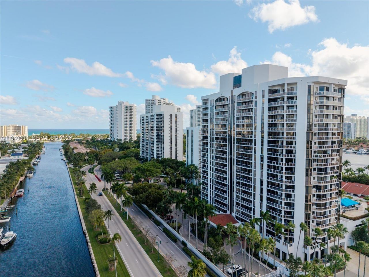 3598 Yacht Club Dr , Unit 1101, Aventura, FL 33180 Photo