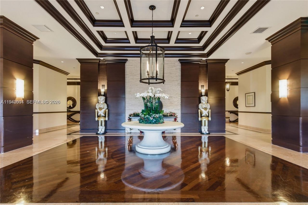 3598 Yacht Club Dr , Unit 1101, Aventura, FL 33180 Photo