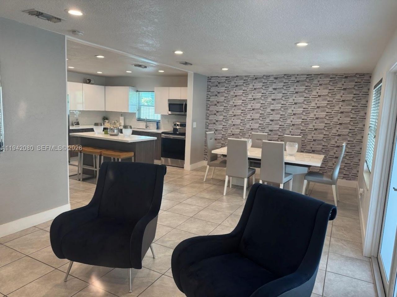 412 W 15th St, Hialeah, FL 33010 Photo