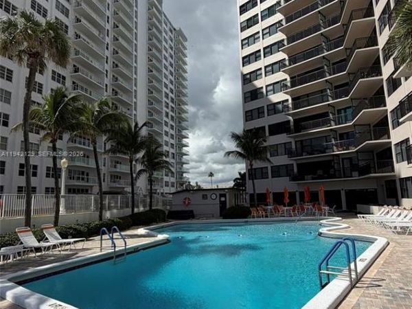 3800 Galt Ocean Dr, Unit 1414, Fort Lauderdale, FL 33308