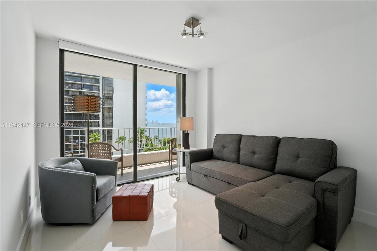 200 SE 15th Rd, Unit 9I, Miami, FL 33129 Photo